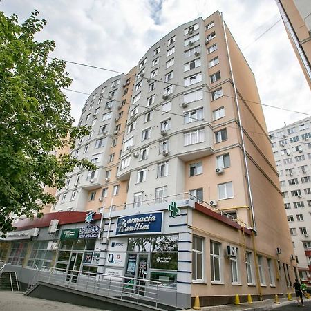 Apartament De Lux Cu 2 Camere Si Living 키시나우 외부 사진